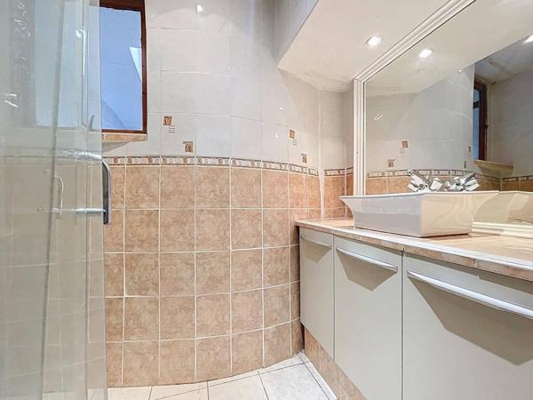 Maison de village à rénover, fort potentiel