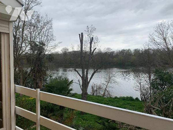 Maison 187 m² sur terrain 1744 m² chemin des étroits