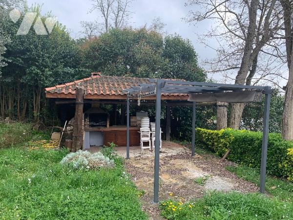 Maison 187 m² sur terrain 1744 m² chemin des étroits