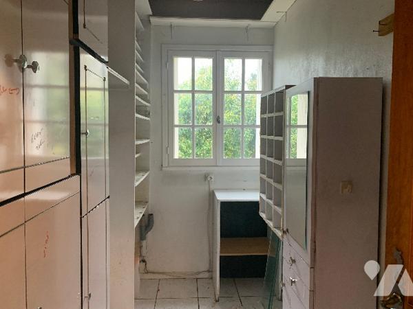 Maison 187 m² sur terrain 1744 m² chemin des étroits