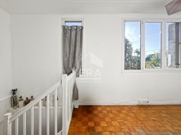 Maison - Secteur Boileaux - 110m2 - Rénovation à prévoir - Garage - Plan de cuques 13380