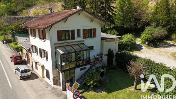 Maison à vendre 8 pièces 192 m² Saint-Rambert-en-Bugey