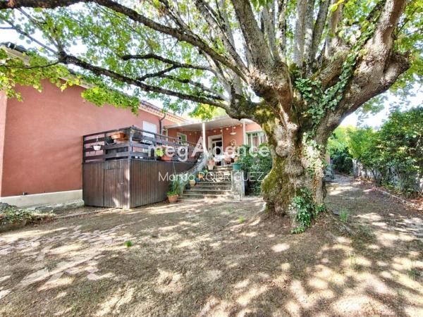 Maison à VILLEMAGNE, 11310 - 6 pièces 181m²