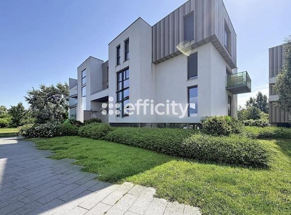 Appartement
         2 pièces
        - 44 m² 193 500 € *