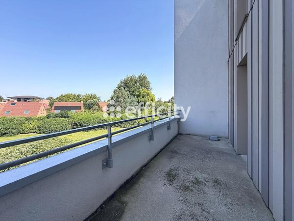 Appartement
         2 pièces
        - 44 m² 193 500 € *