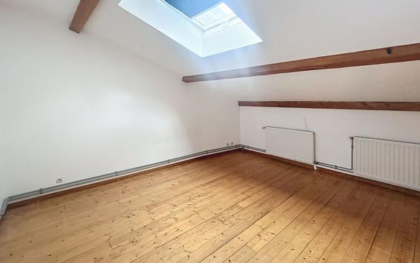 Appartement à louer    4 pièces •  Malzéville