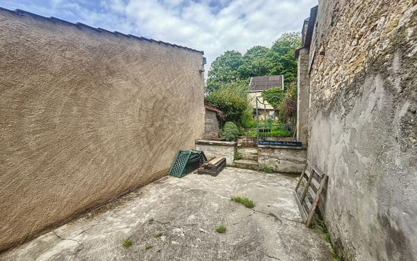 Appartement à louer    4 pièces •  Malzéville