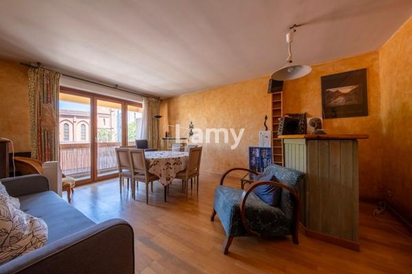 Appartement t4 cellier et garage