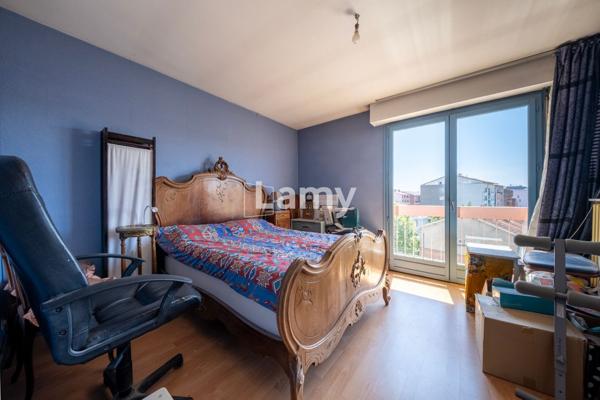 Appartement t4 cellier et garage