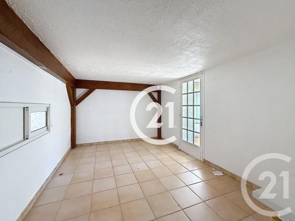 Maison à vendre  5 pièces - 153 m 2   CHATEAUBERNARD  - 16