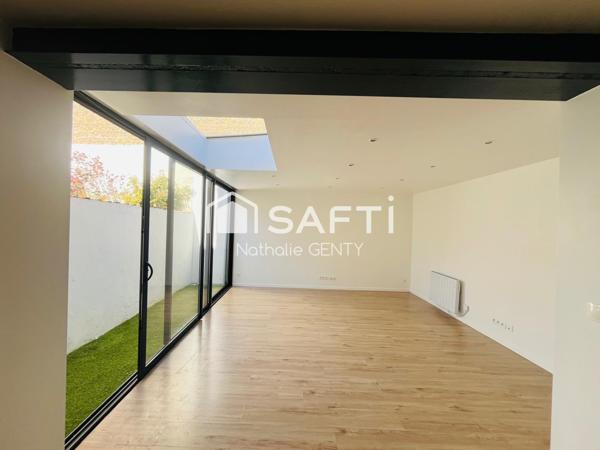 MAISON/LOFT AVEC GARAGE ET PATIO DANS QUARTIER RECHERCHÉ DE ROSENDAËL