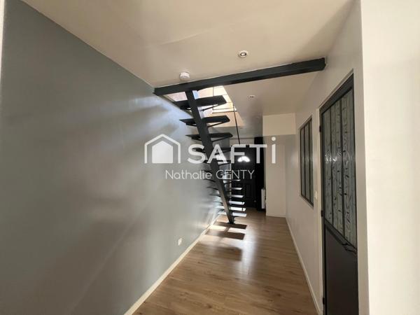 MAISON/LOFT AVEC GARAGE ET PATIO DANS QUARTIER RECHERCHÉ DE ROSENDAËL