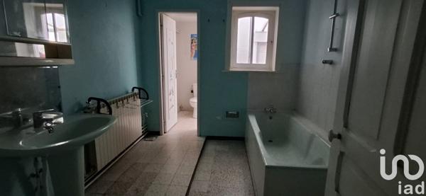 Maison de ville 4 pièces de 108 m² à Vieux-Berquin (59232)