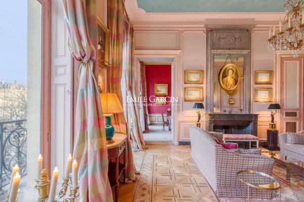 Location meublée - APPARTEMENT  260m²- 4 chambres- Avenue Montaigne -Terrasse