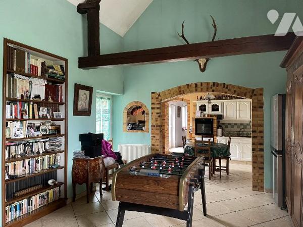 MAISON ANCIENNE AVEC DEPENDANCES