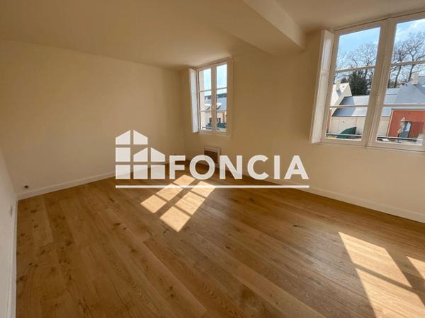 Location Studio 28.03 m² - 13 RUE DU BOURGNEUF Chartres 28000