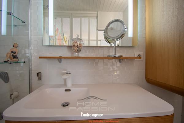 Maison
                                                                                                                                                                                                                                                                                                                        4 pièce(s)                                                                                                                                                                                                          3 chambre(s)                                                                                                                                                                                                          109  m²