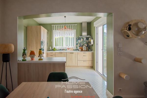 Maison
                                                                                                                                                                                                                                                                                                                        4 pièce(s)                                                                                                                                                                                                          3 chambre(s)                                                                                                                                                                                                          109  m²