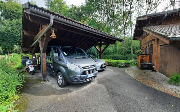 Maison à vendre    4 pièces • 94 m2 Viuz-en-Sallaz