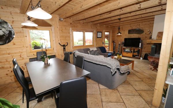 Maison à vendre    4 pièces • 94 m2 Viuz-en-Sallaz