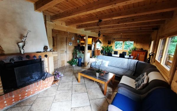 Maison à vendre    4 pièces • 94 m2 Viuz-en-Sallaz