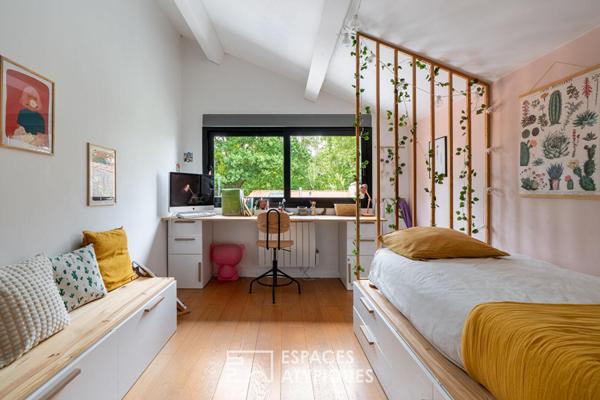 Loft contemporain avec piscine intérieure et terrasses