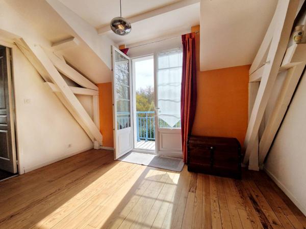 Authentique Béarnaise rénovée en position dominante