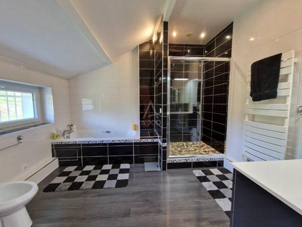 Authentique Béarnaise rénovée en position dominante