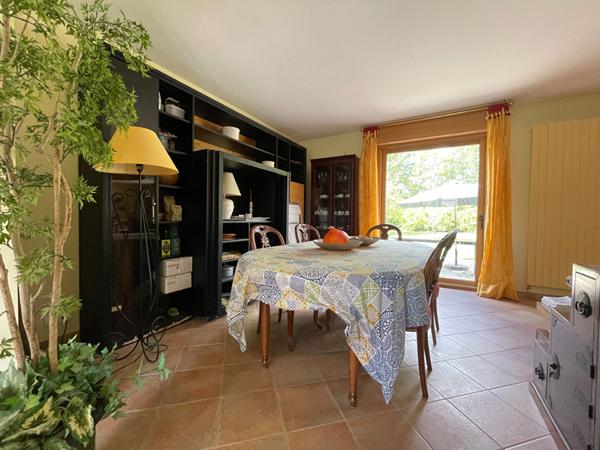 Maison familiale de 188m²  à vendre ? La Celle-les-Bordes,