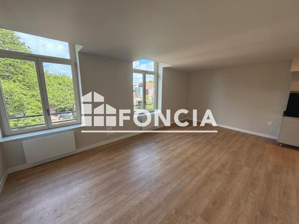 Location Appartement 3 pièces 61.93 m² - Tourcoing 59200