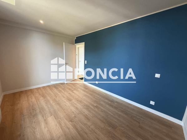 Location Appartement 3 pièces 61.93 m² - Tourcoing 59200