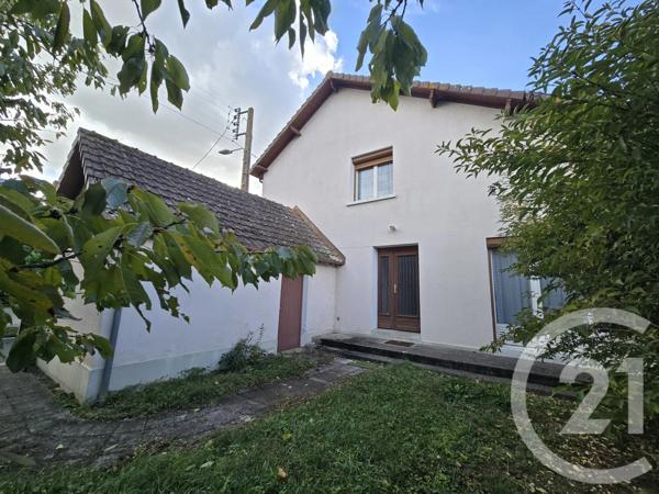 Maison à vendre  6 pièces - 120,97 m 2   SANCOINS  - 18