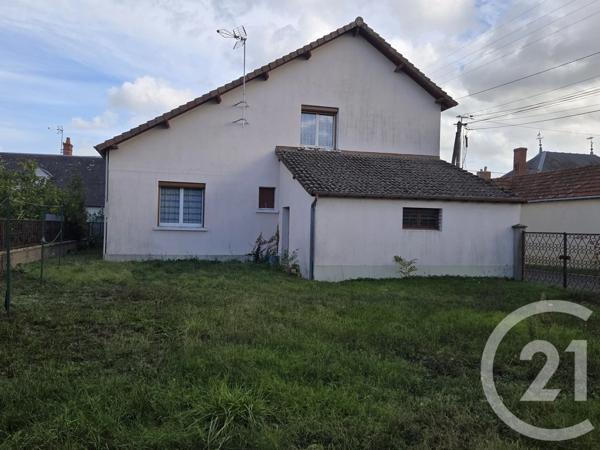 Maison à vendre  6 pièces - 120,97 m 2   SANCOINS  - 18