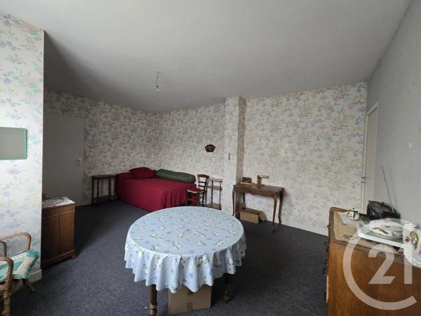Maison à vendre  6 pièces - 120,97 m 2   SANCOINS  - 18
