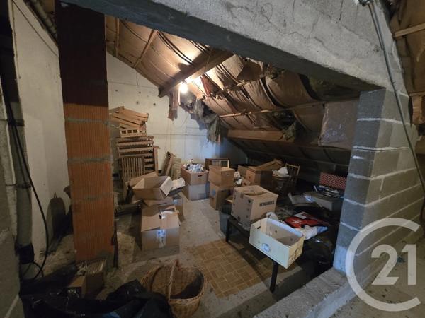 Maison à vendre  6 pièces - 120,97 m 2   SANCOINS  - 18