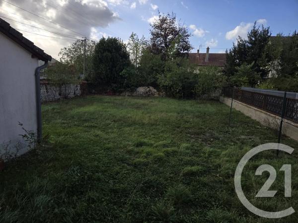 Maison à vendre  6 pièces - 120,97 m 2   SANCOINS  - 18