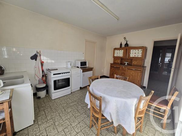 Maison à vendre  6 pièces - 120,97 m 2   SANCOINS  - 18