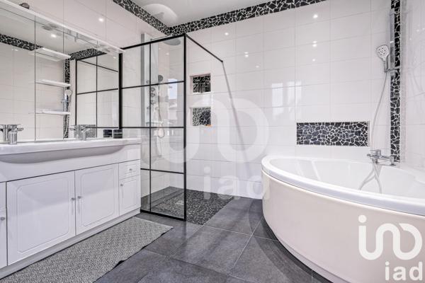 Maison à vendre 5 pièces 140 m² Montfermeil