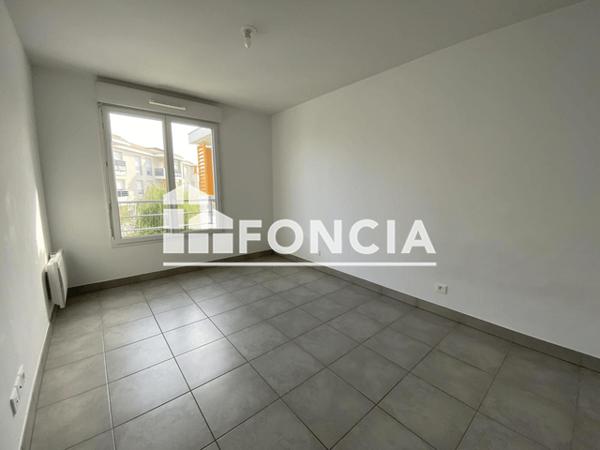 Location Appartement 3 pièces 61.95 m² - 281 RUE DES CHENES Frejus 83600