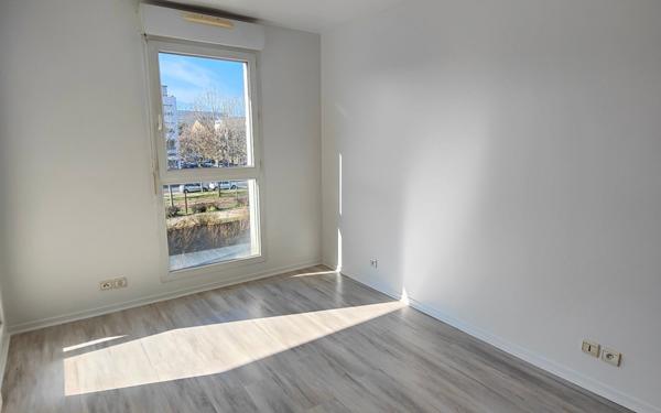 Appartement à louer    3 pièces • 66,44 m2 Sainte-Geneviève-des-Bois