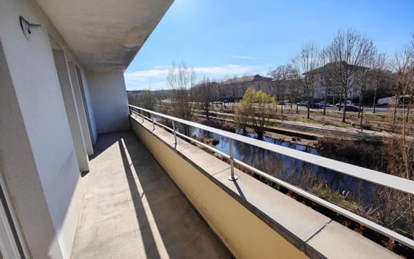 Appartement à louer    3 pièces • 66,44 m2 Sainte-Geneviève-des-Bois