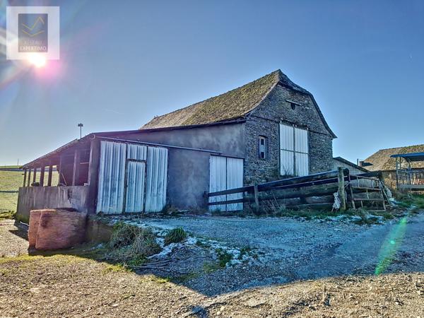 Conques (12320) Corps de ferme en zone agricole – Idéal élevage canin, activité agricole ou projet touristique