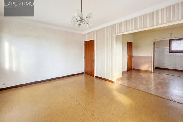 Conques (12320) Corps de ferme en zone agricole – Idéal élevage canin, activité agricole ou projet touristique