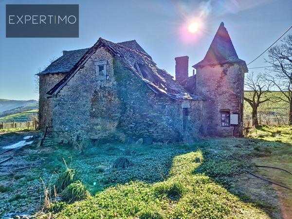 Conques (12320) Corps de ferme en zone agricole – Idéal élevage canin, activité agricole ou projet touristique