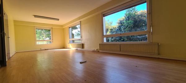 Local D’activité 640m² – Ste gemmes sur loire