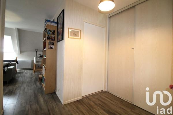 Appartement 3 pièces de 56 m² à Pontault-Combault (77340)