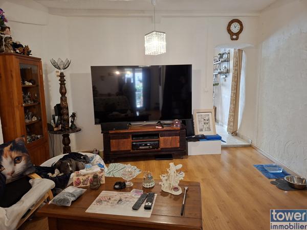 Maison
                                                                                                                                                                                                                                                                                                                        5 pièce(s)                                                                                                                                                                                                          2 chambre(s)                                                                                                                                                                                                          115  m²
