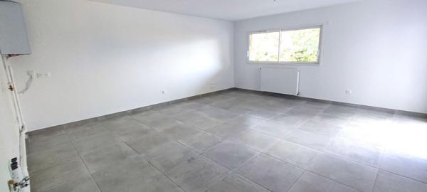 CLAIX 38640 Appartement T3 - Terrasse 16,70m²