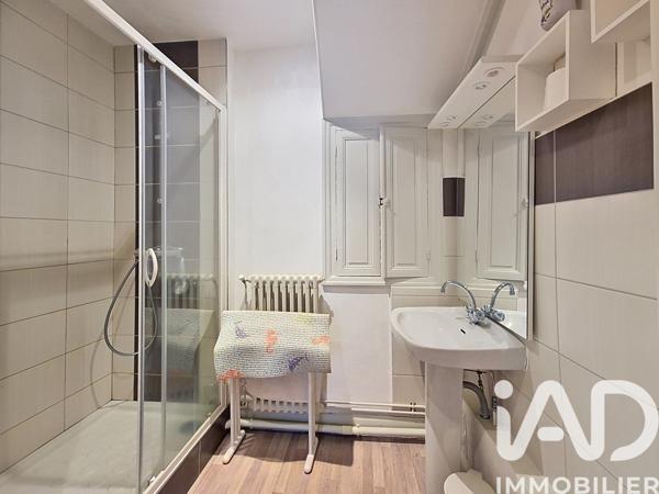 Maison à vendre 6 pièces 158 m² Besse-et-Saint-Anastaise