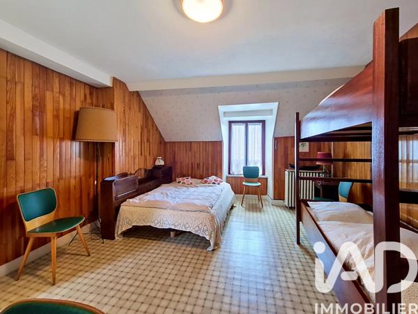 Maison à vendre 6 pièces 158 m² Besse-et-Saint-Anastaise